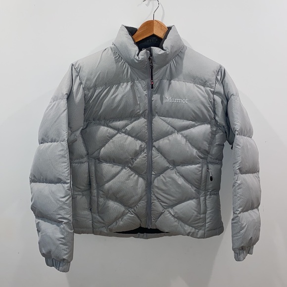 Marmot Women’s Ski Jacket size M GUC - Picture 1 of 14